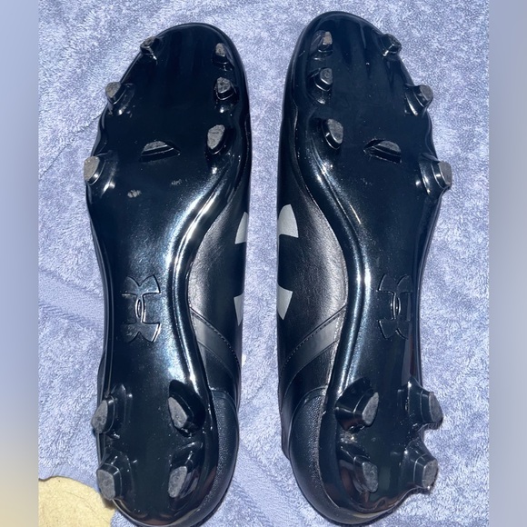 Mens Under Armor speed form firmground soccer cleats - Picture 4 of 6